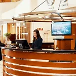 里加利泽内丽笙酒店