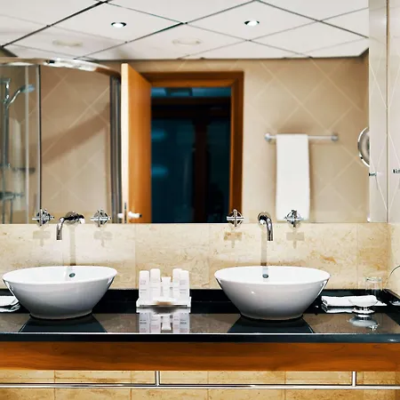 Radisson Blu Ridzene Hotel, 4* Ryga