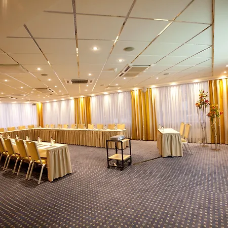 Radisson Blu Ridzene Hotel, Riga